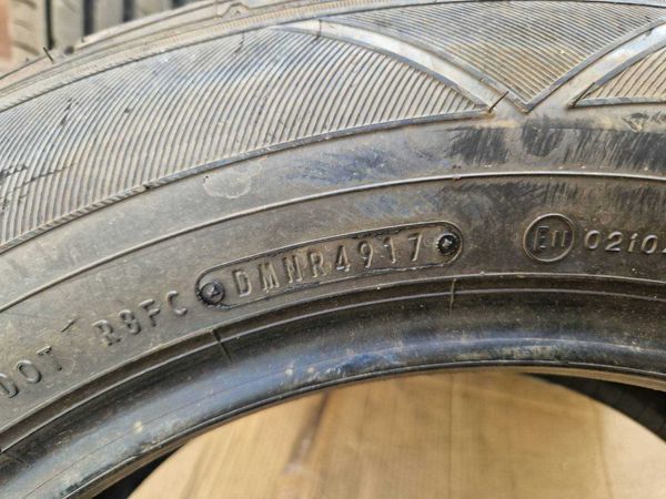 4 Falken R17 225/60
летни гуми
DOT4917