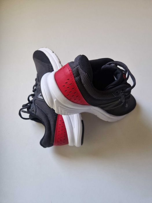 New Balance 411v2 оригинални маратонки