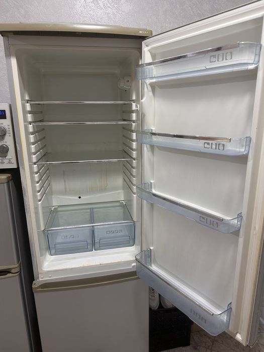 Продам холодилник рабочий