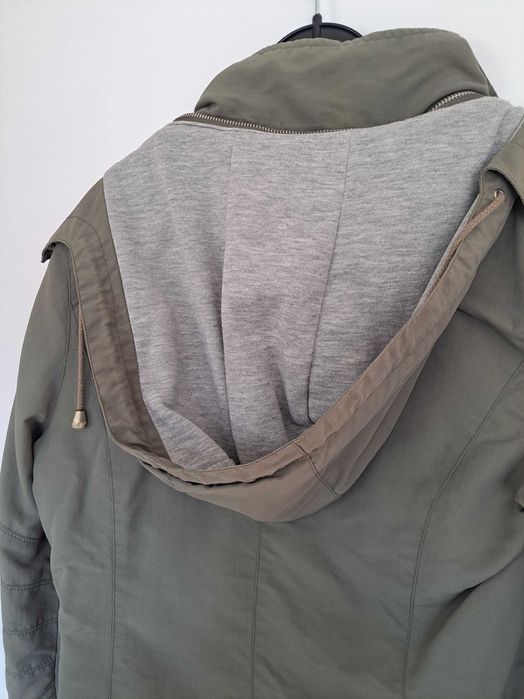 Преходно дамско яке