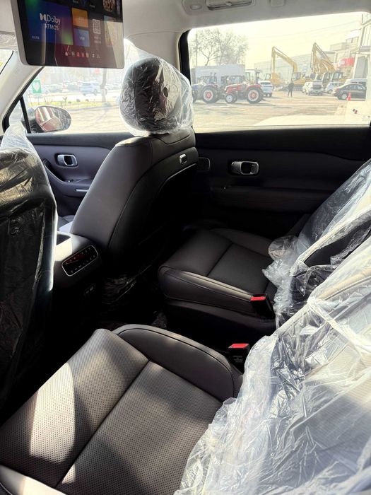 Leapmotor C16 Qoraga qora