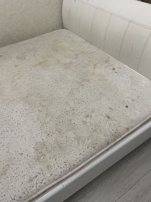 Матрас бесплатно, нужно будет помыть