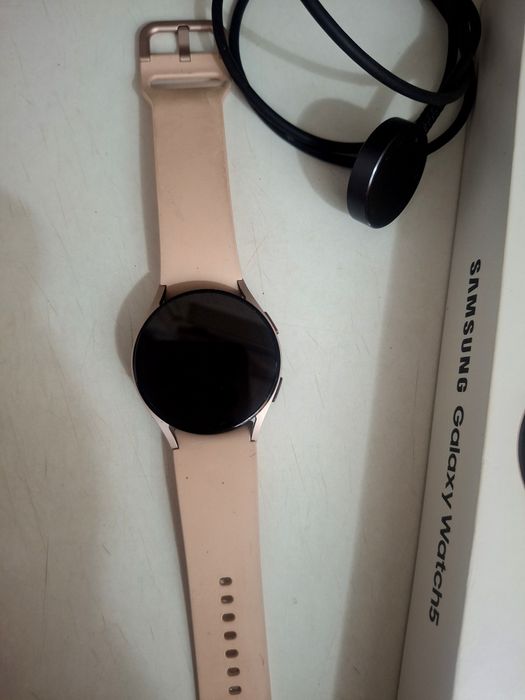 Vând Samsung Watch 5, Pink Gold