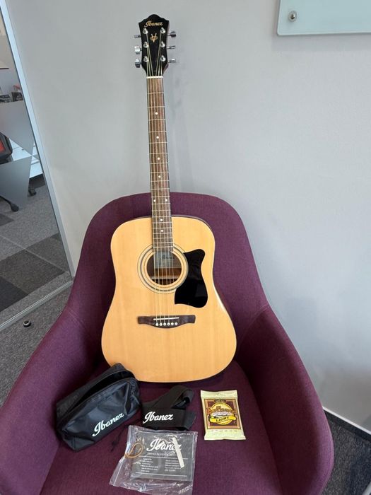 Chitara acustica Ibanez v50njp-nt