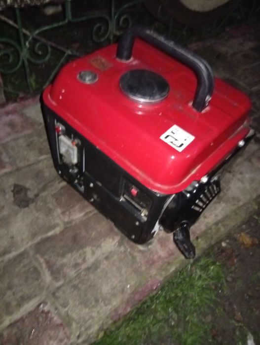 Vând generator Heber 950