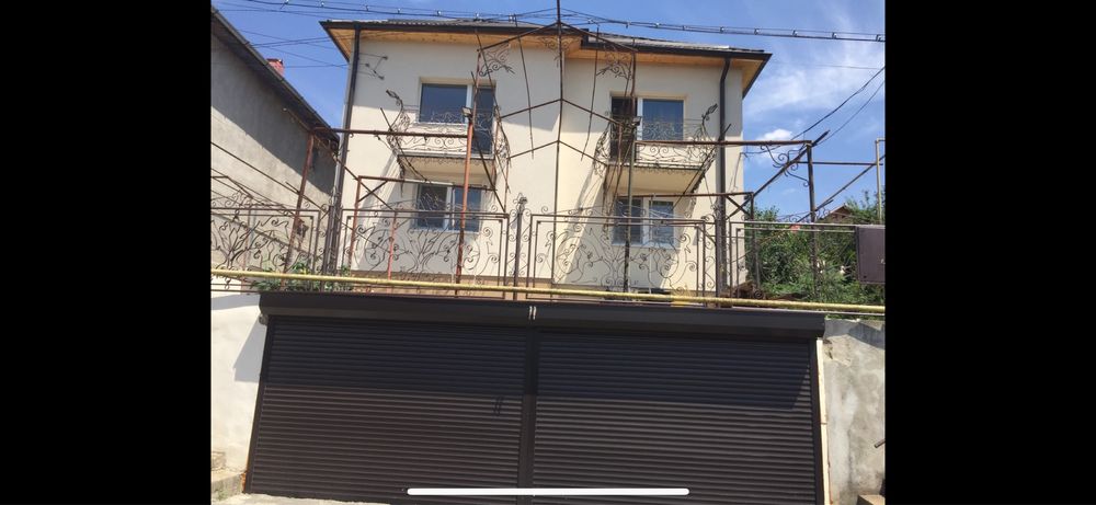 De vanzare 2 duplexui la cheie mobilate