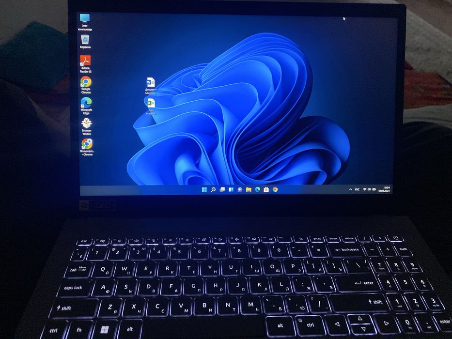 обменяю ноутбук acer aspire-5