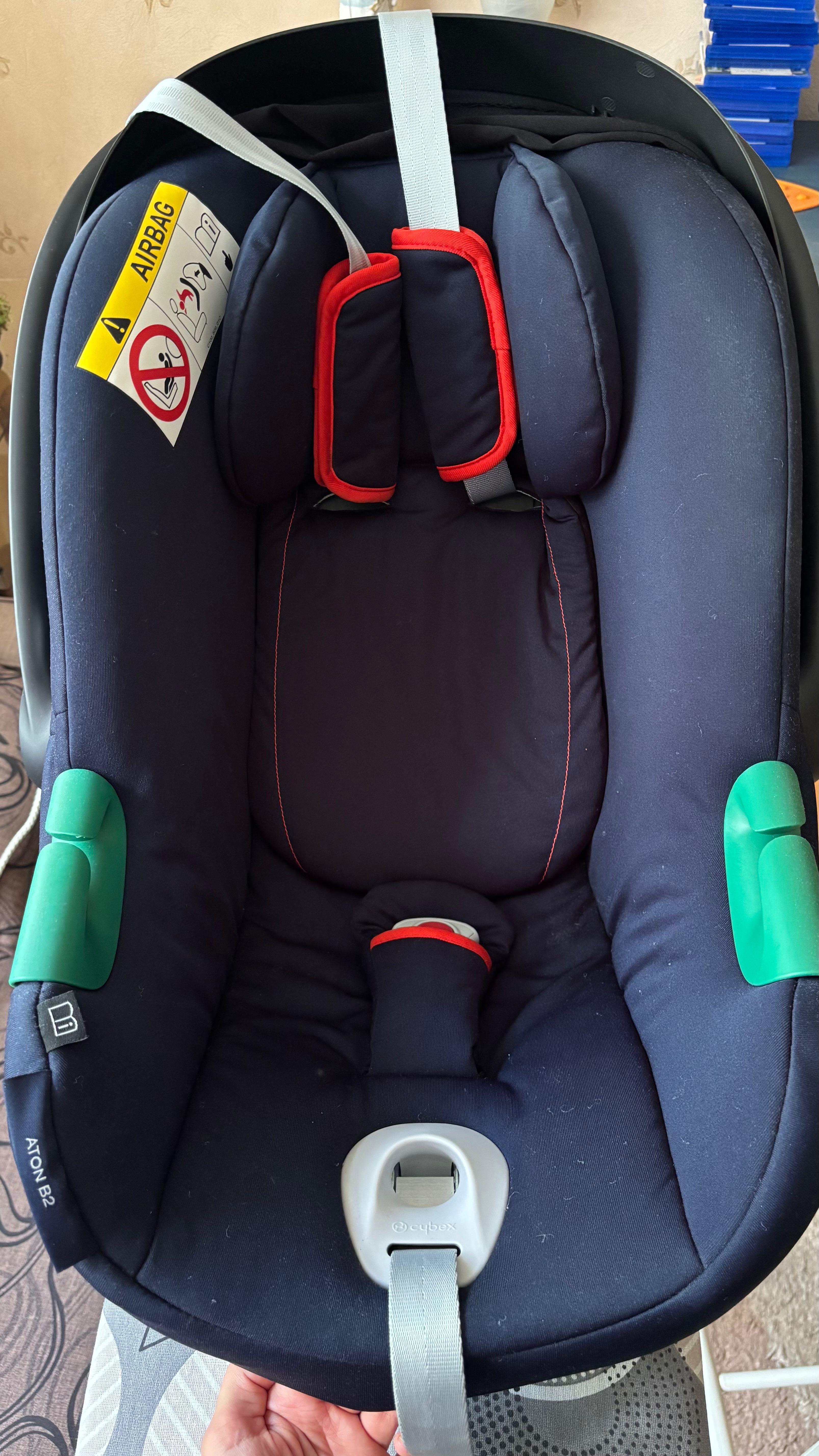 Стол кошница за кола CYBEX Aton B2 с адаптери