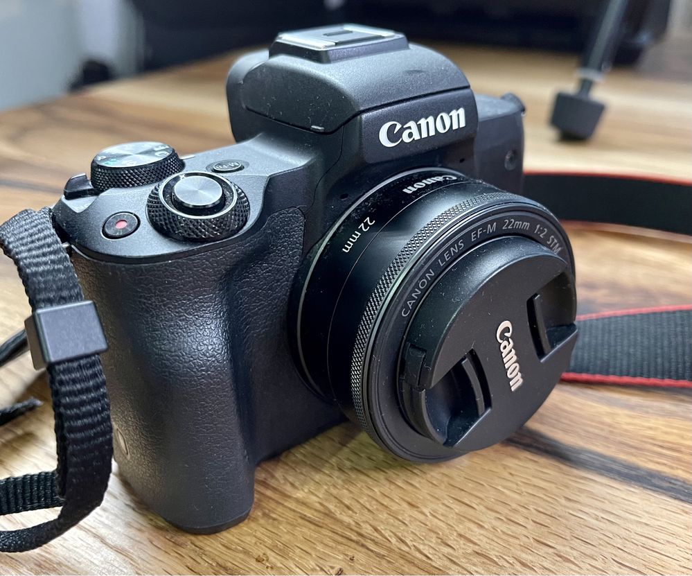 Canon M50 mirrorless 24mp + obiectiv