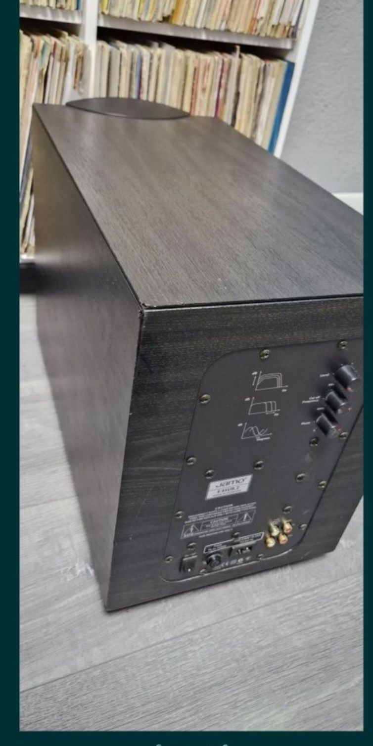 Subwoofer Jamo E8SUB.2 8" 100-Watts Activ, Made în Denmark.