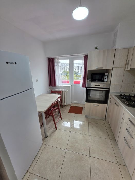 De închiriat apartament 2 camere – Piața Alba Iulia, vedere panoramică