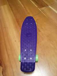 Penny board purple and green