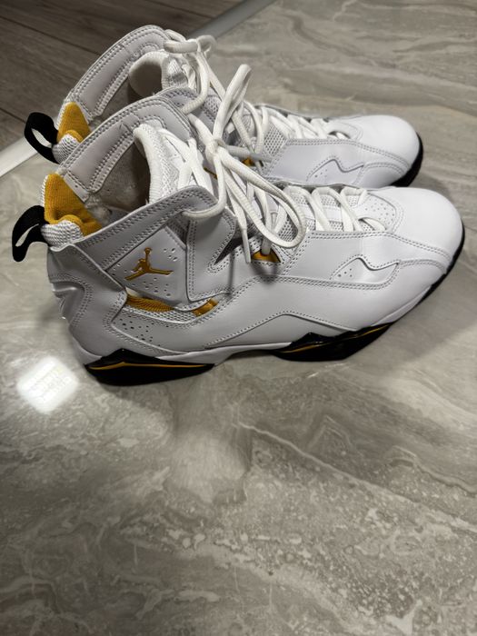 Jordan true flight white