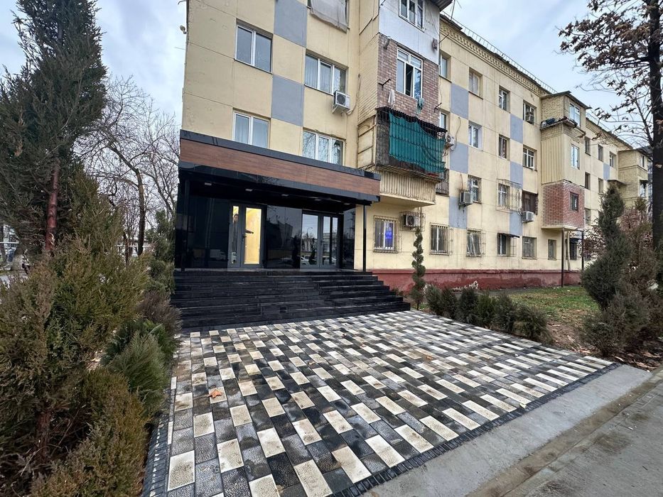 Срочно прадайутса офис лисинова первый линя