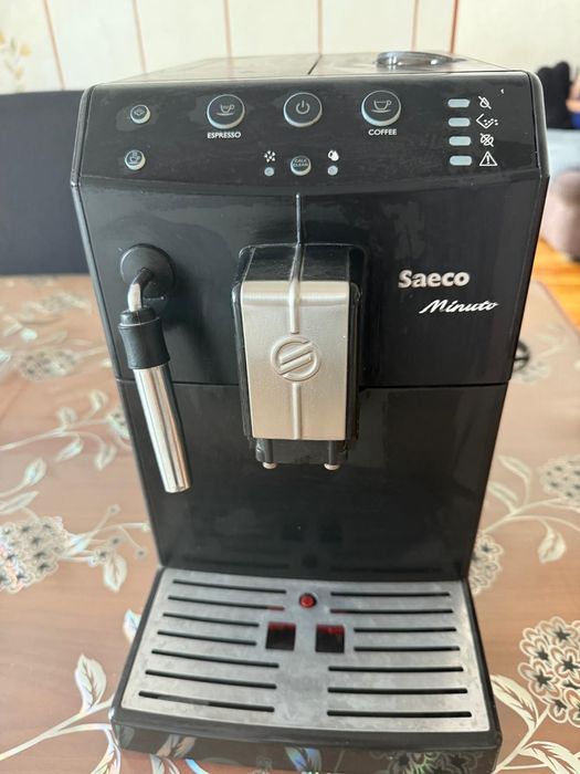 Aparat expresor  cafea  Saeco