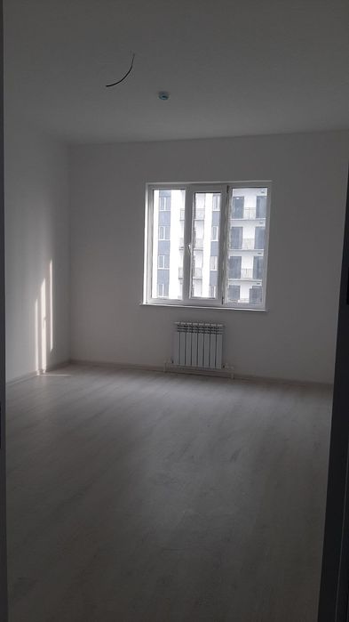 Квартира сотилади навастройка