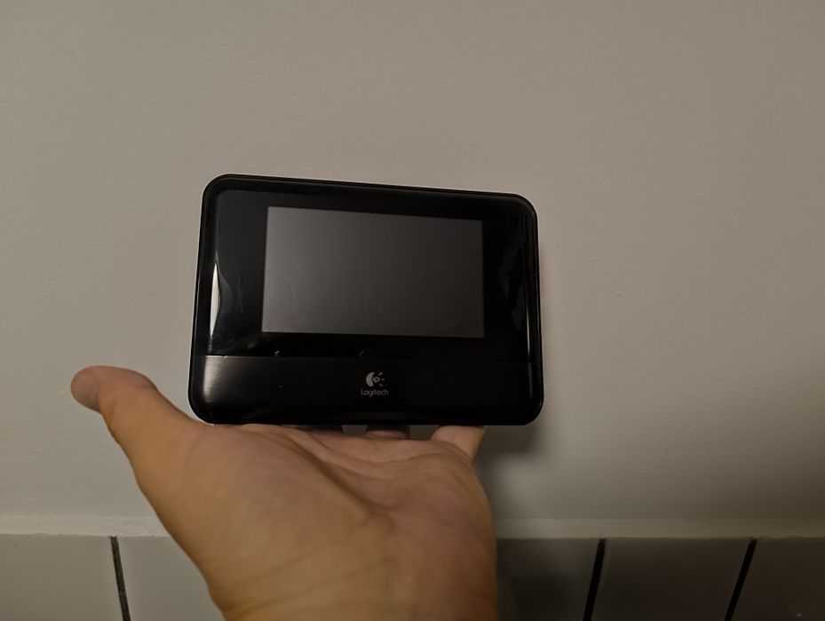 Logitech squeezebox touch