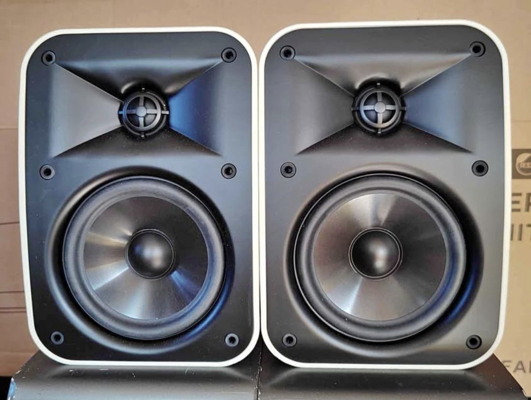 Boxe JBL control  X