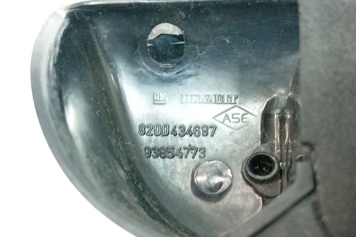 Lampa numar Lipsa sticla 8200434687 Opel Vivaro A (facelift) seria