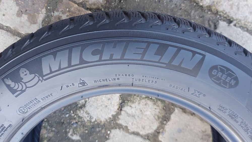 Set 4buc 235/60 R18 107H XL Michelin Latitude Alpin LA2 M+S iarnă
