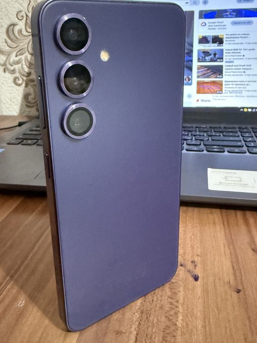 Продам телефон Samsung Galaxy S23