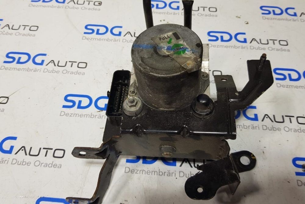 Calculator pompa abs 476609441R Opel Movano Euro 5