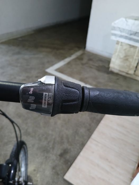 Vând bicicleta stare buna