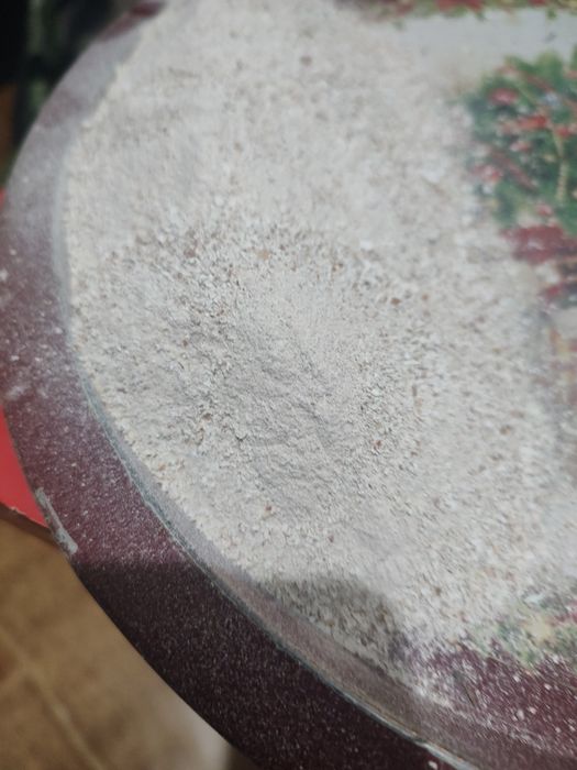 Coji ouă , măcinate fin