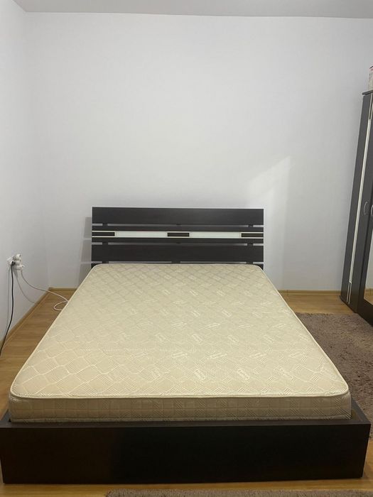 Pat 160x200 + saltea stare buna