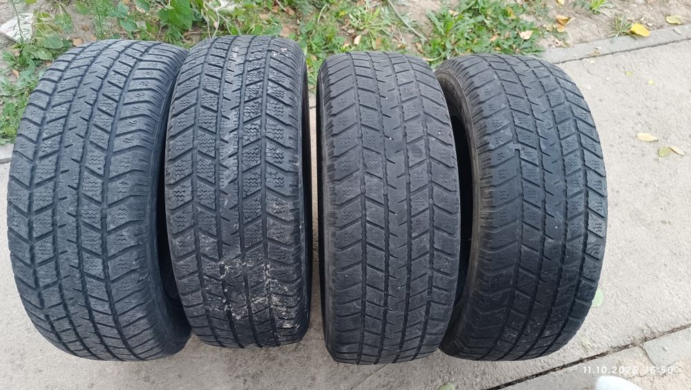 Продам шины зимние