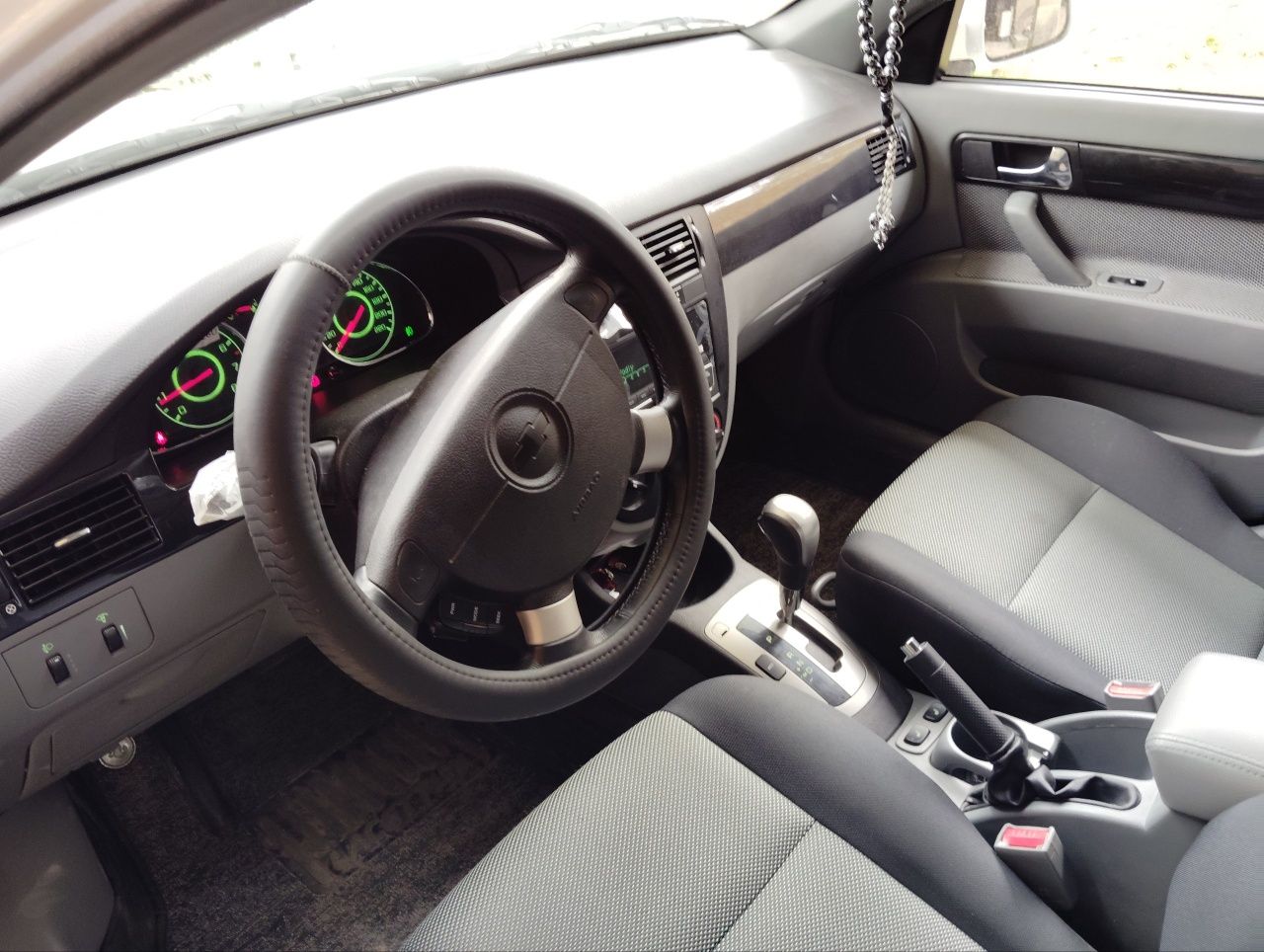 Lacetti Gentra 77