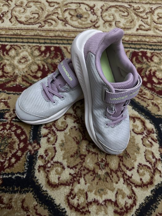 Vand pantofi sport Under Armour Pursuit 3 nr. 32