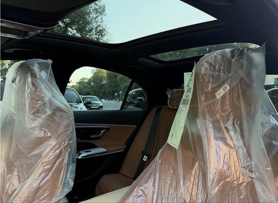 Мерседес Бенс Mercedes-Benz E-Класс 300 свой