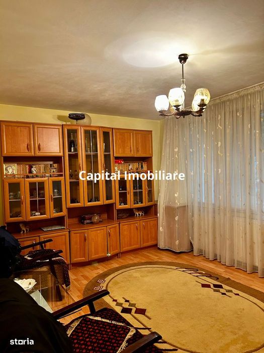 Apartament 3 Camere, Zona Verde și Centrală – Str. Castanilor