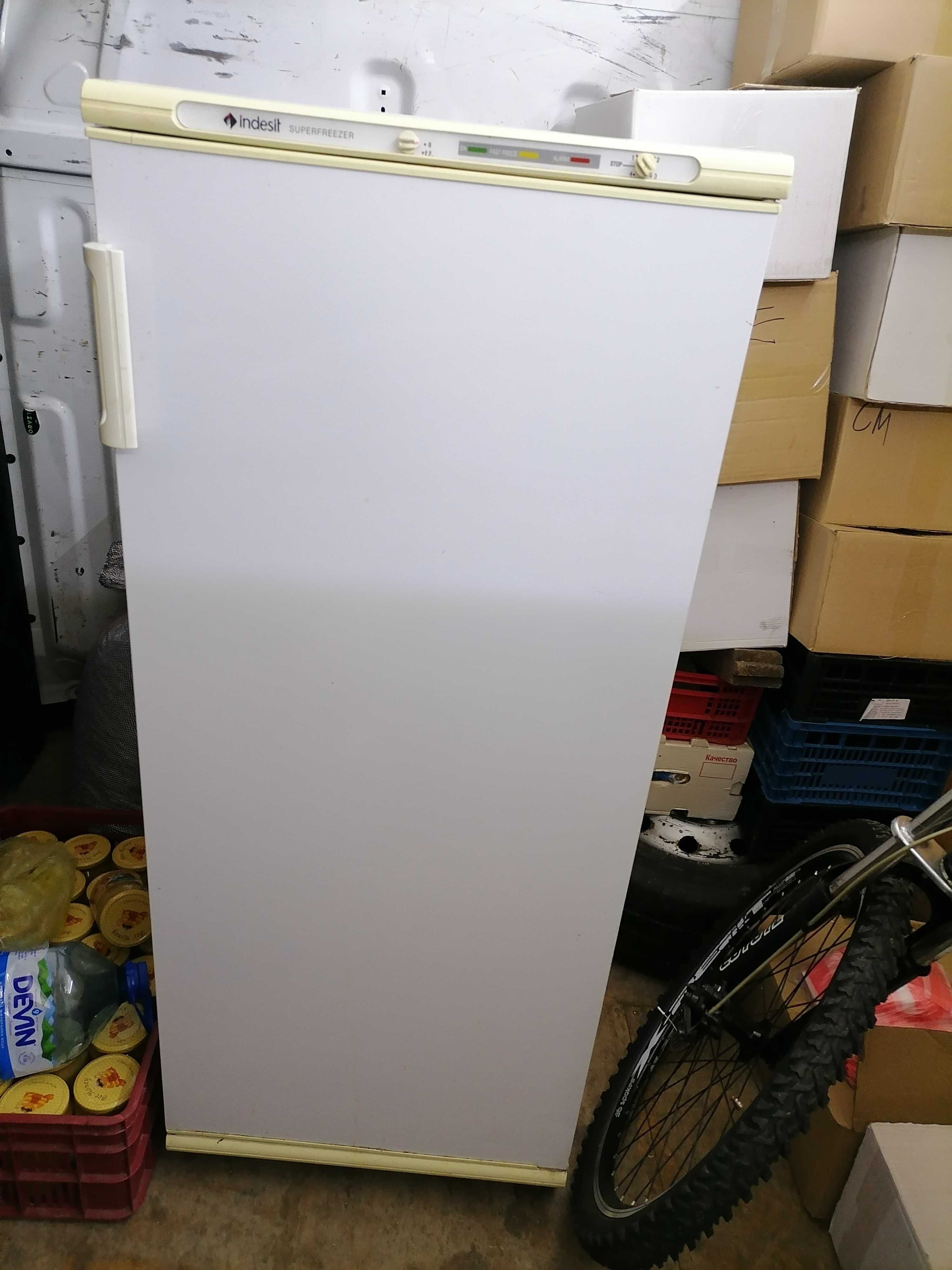 Фризер indesit запазен