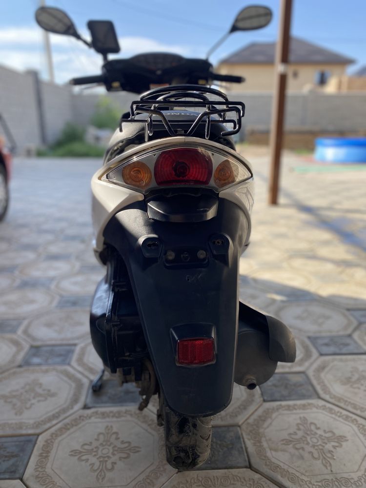 Honda dio AF 70 AF68