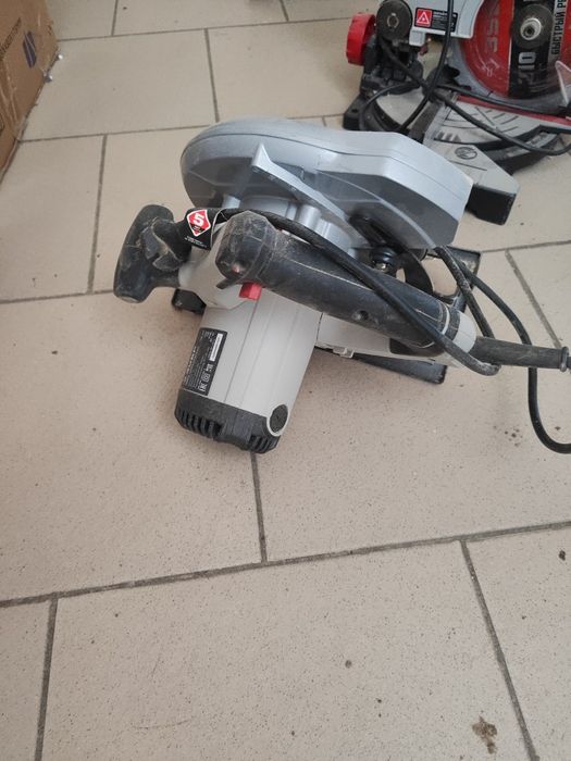 Дисковая пила пчелка