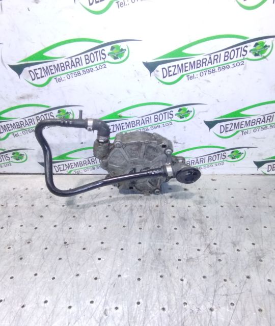 Pompa Vacuum 03L 145 100F Volkswagen VW Scirocco a 3-a generatie seri