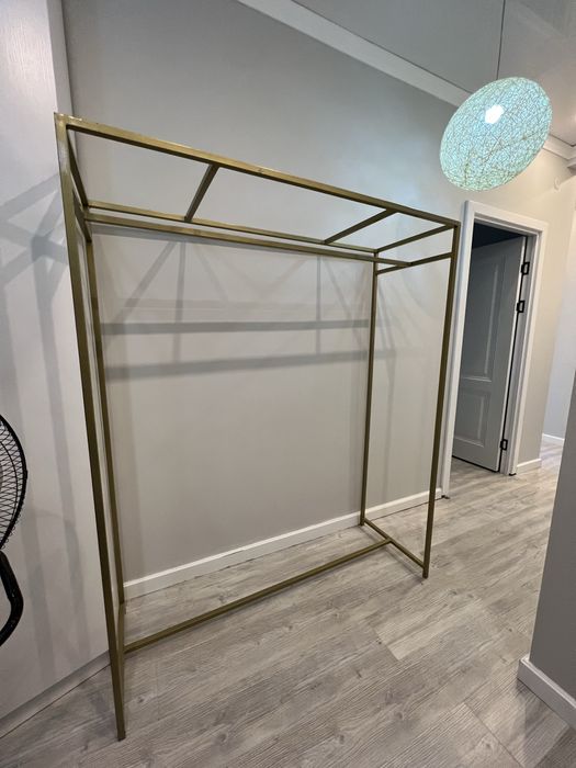 Напольная вешалка в золотом цвете (2 шт)