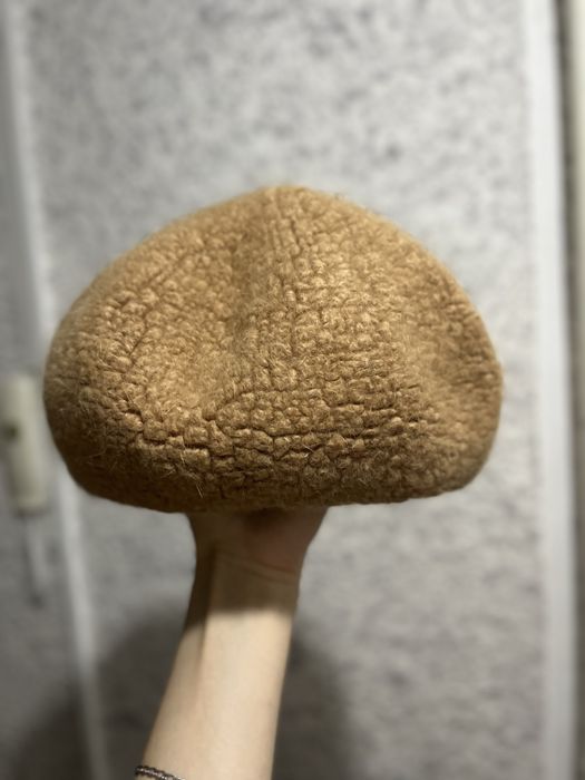 Продам коричневый берет