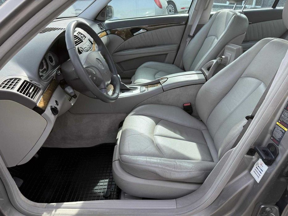 MERCEDES-BENZ E200 Avangarde Rate Fixe Avans 0 Garantie Livrare