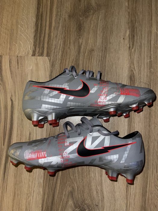 Ghete fotbal nike mercurial