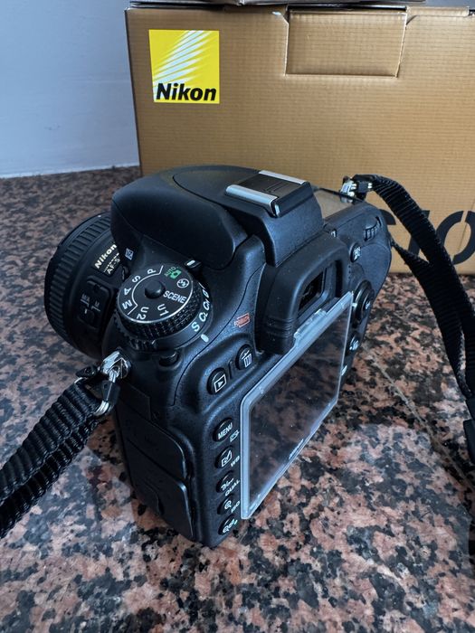 Aparat foto Nikon D610