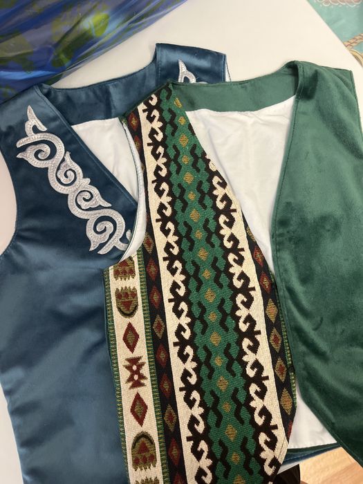 Камзол жилетка в наличии детские