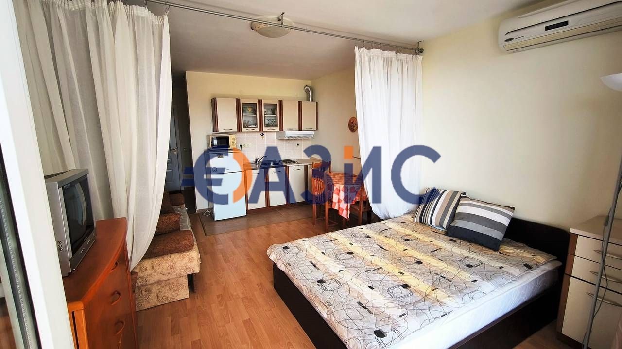 Продава се Едностаен апартамент в Свети Влас - 45 кв.м за 1145 €/кв.м - Снимка #4