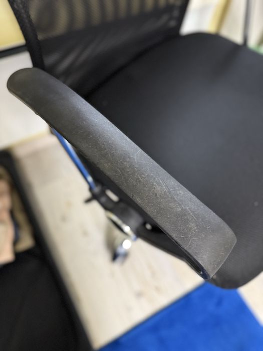 Офис стол за компютър