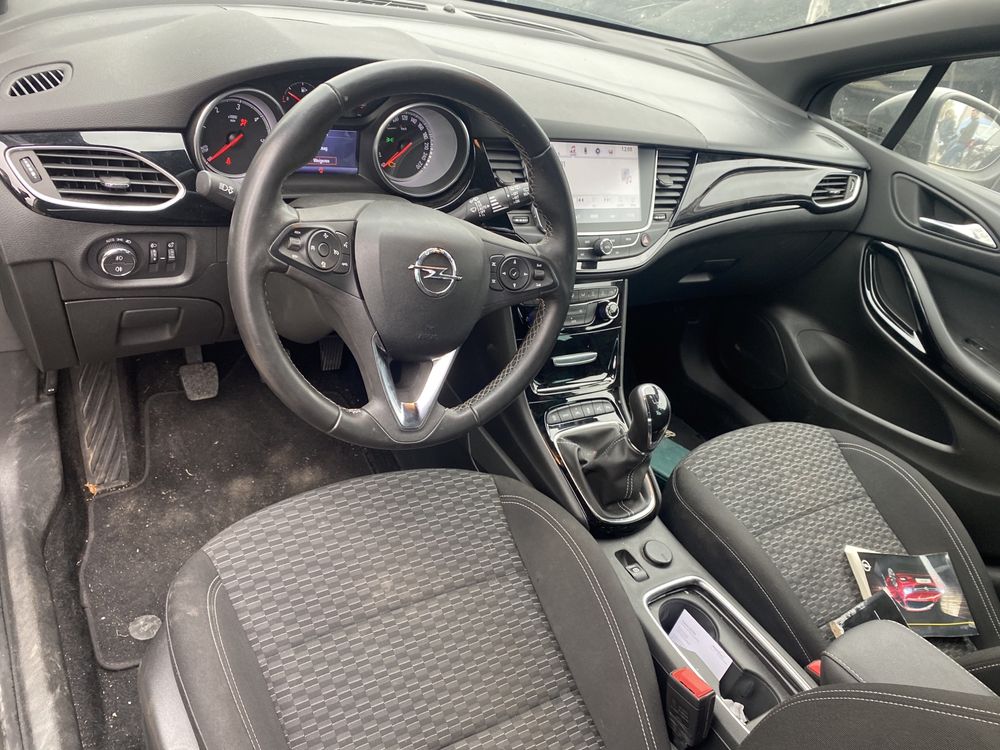 Injectoare Opel Astra K 1.6 cdti 2017