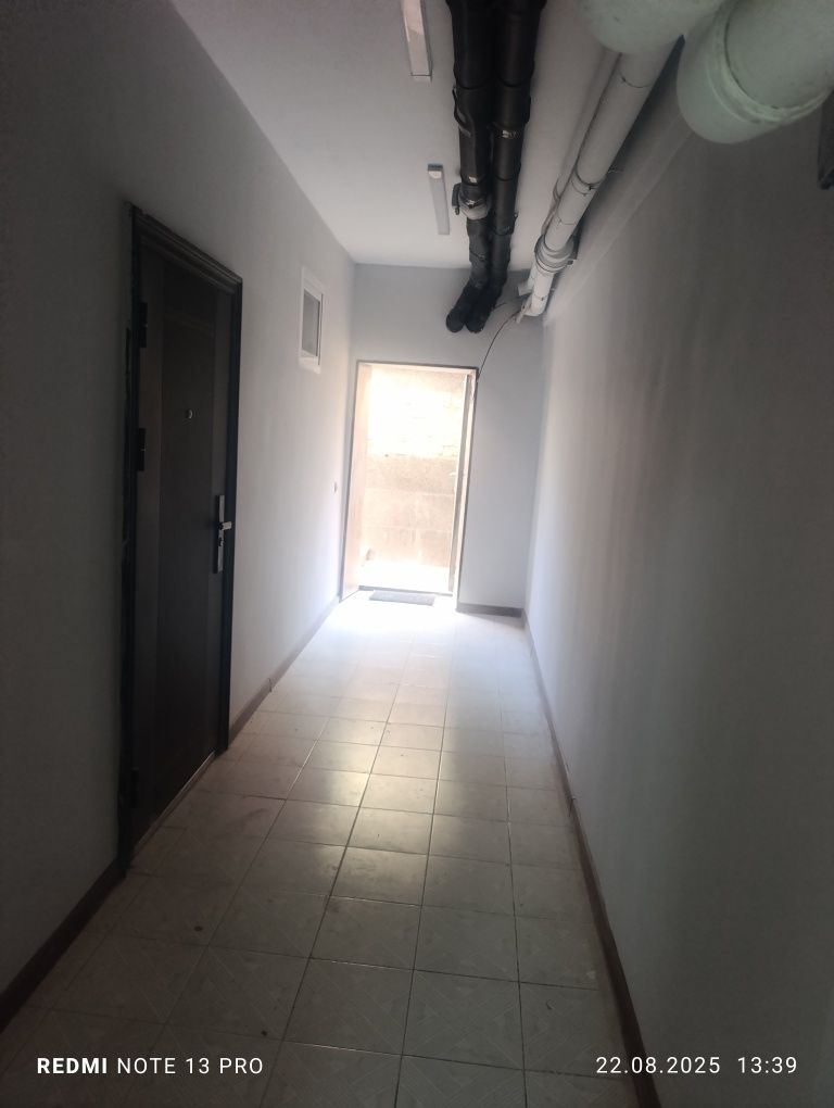 Жангох Ганга офис 40m2. Продам в цокольном этаже.