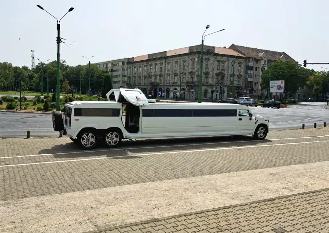Limuzina de inchiriat Hummer H2