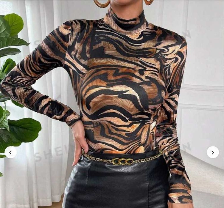 Блуза с мраморен принт